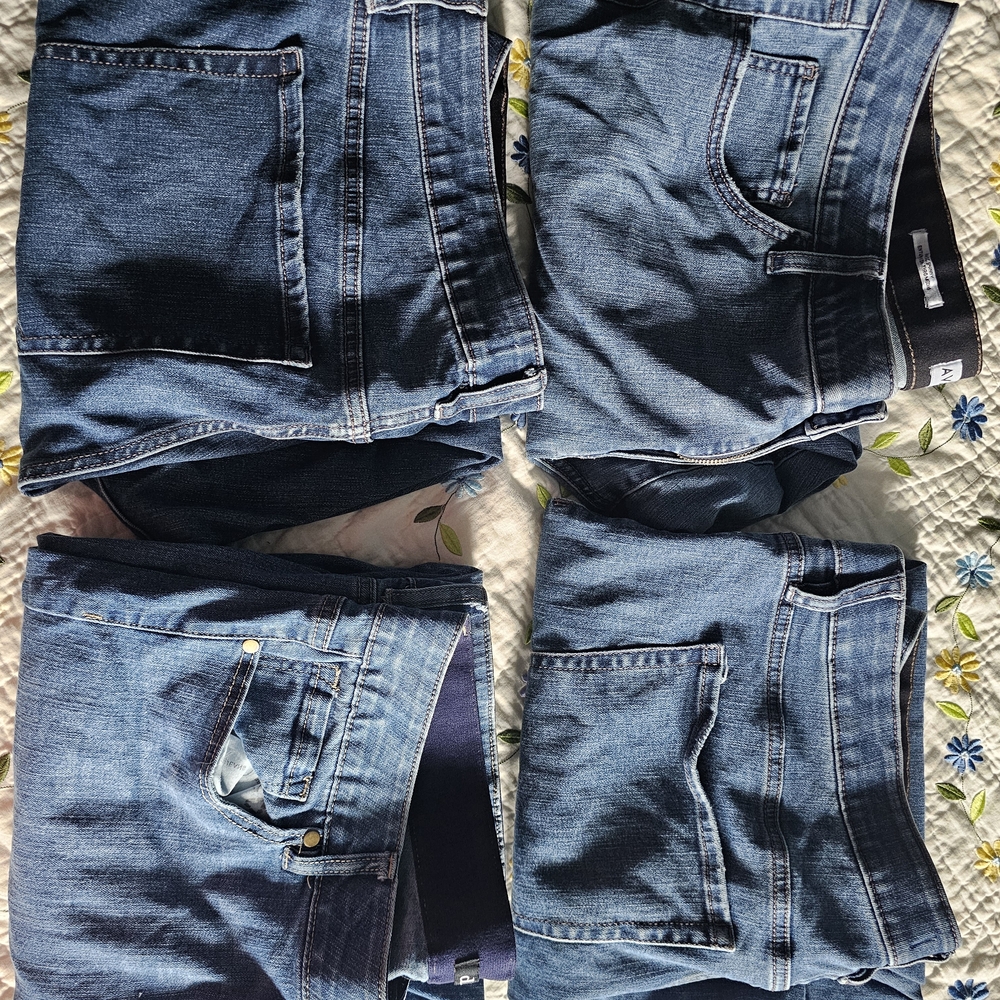 Lot of 3 Ava & Viv Skinny Jeans & 1 Pair Of D. JEANS